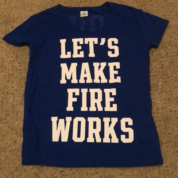 PINK T Shirt - Picture 1 of 3